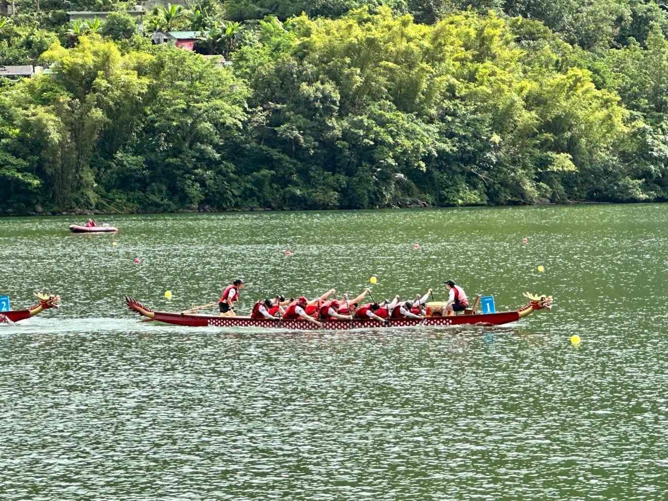 Our team paddling in the 2k race
